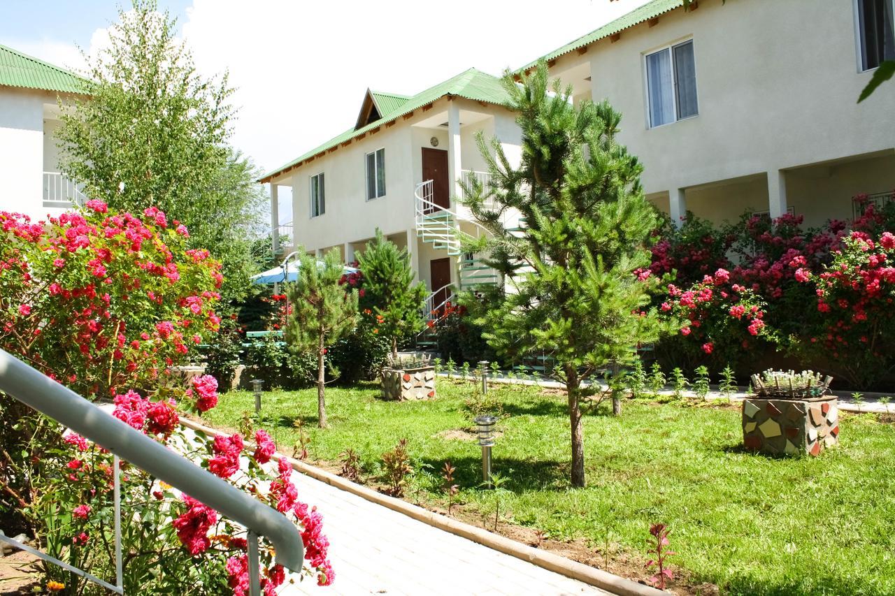 Evita Hotel Dolinka Екстериор снимка