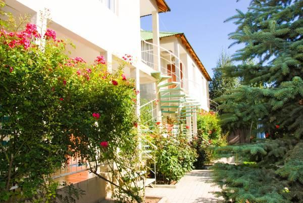 Evita Hotel Dolinka Екстериор снимка