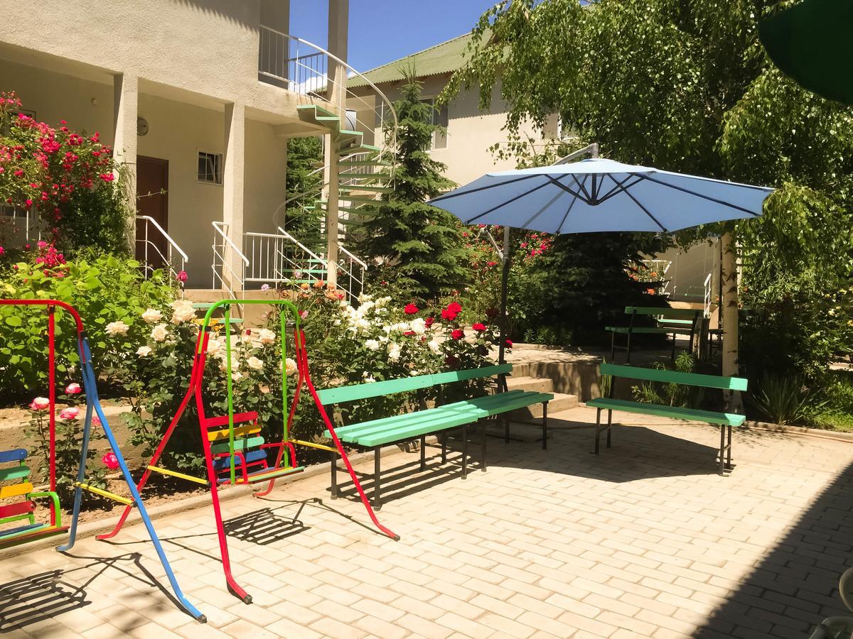 Evita Hotel Dolinka Екстериор снимка
