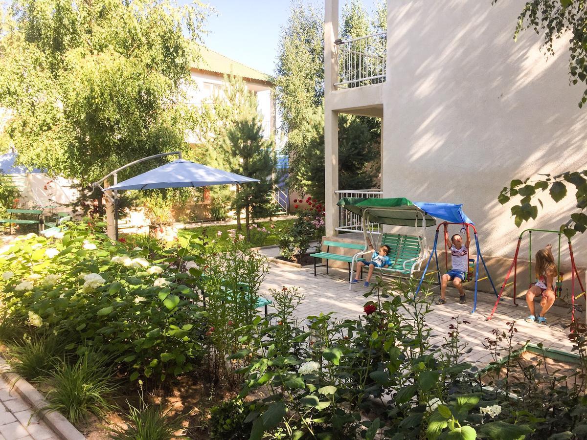 Evita Hotel Dolinka Екстериор снимка