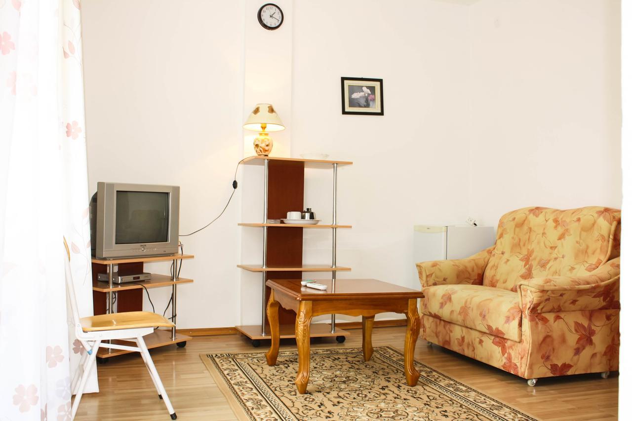 Evita Hotel Dolinka Екстериор снимка