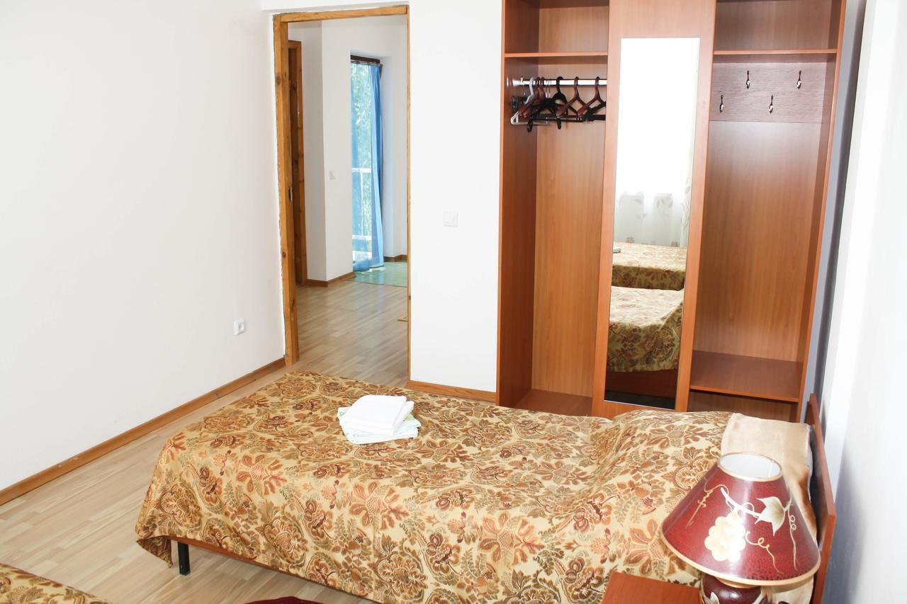 Evita Hotel Dolinka Екстериор снимка